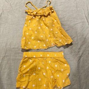 3T yellow polka dot two piece set